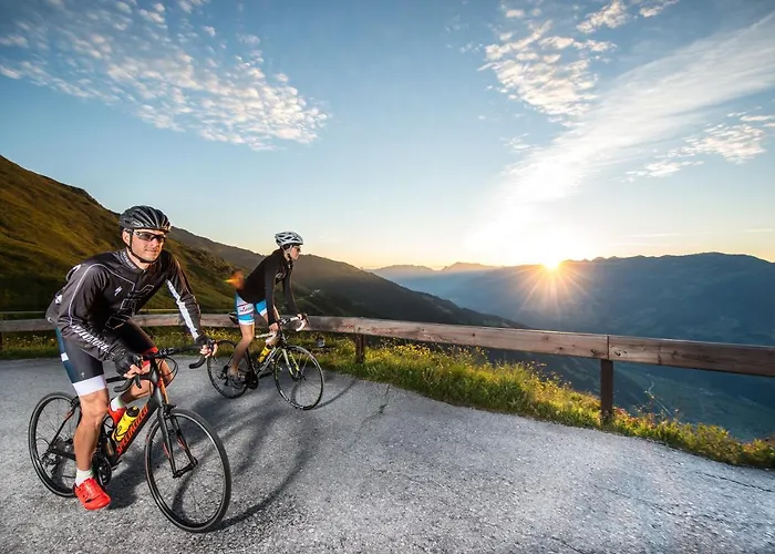 423 - Penthouse Centrum Near Area Daire